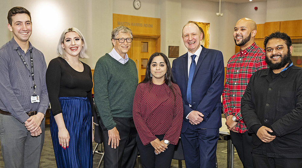 Before the event, Mr Gates had some time to meet with Professor Colin Bailey and to talk with the Students’ Union Executive Officers. (L-R) Tom Longbottom, Ella Harvey, Bill Gates, Shahidha Bari, Colin Bailey, Ahmed Mahbub and Redwan Shahid